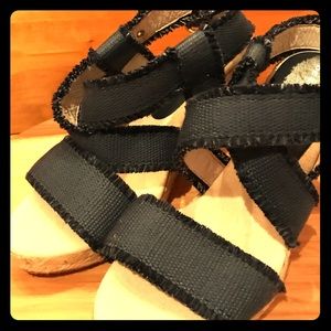 Betty Mueller size 7 sandals
